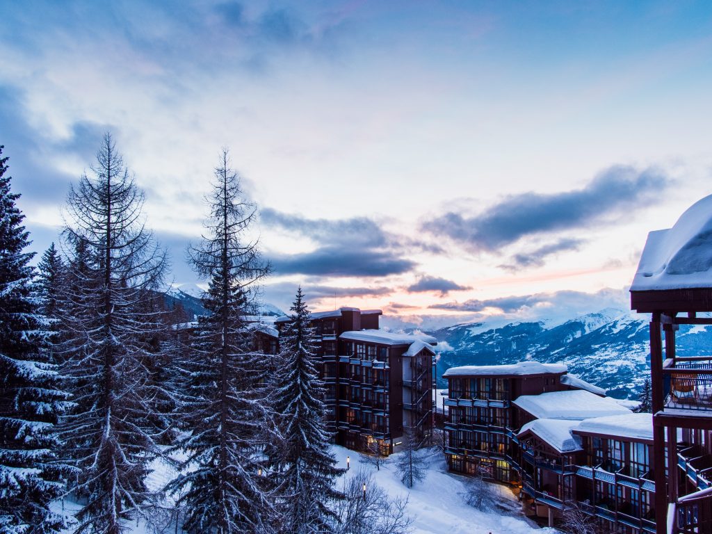 Sation Les Arcs sous la neige